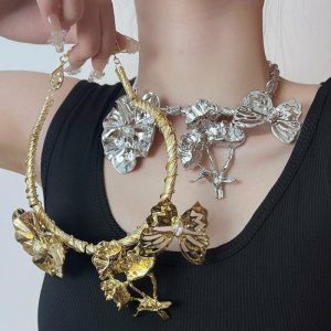 Metal Vine Eternal Flower Pendant Necklace | Necklace & Penddants Jewelry Necklace & Penddants